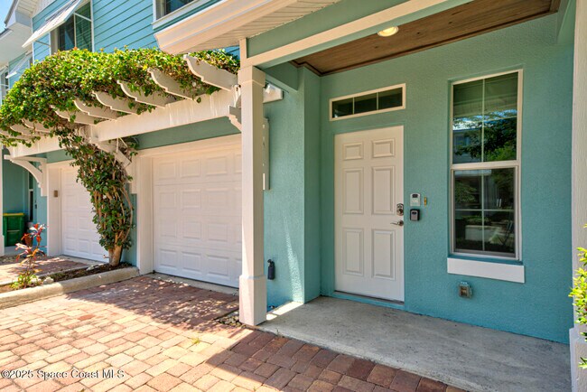 Photo - 104 Parrotfish Ln
