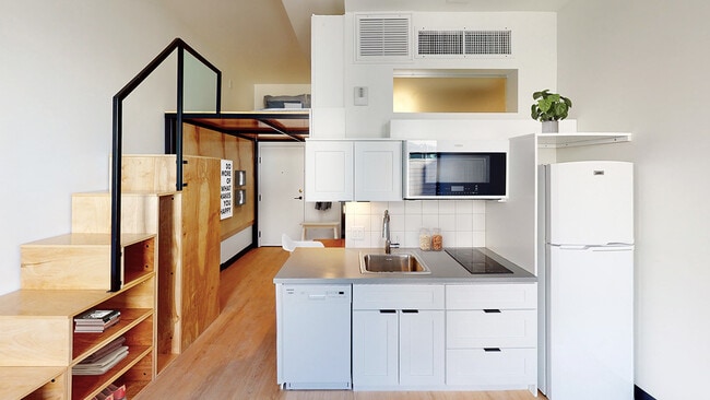 Studio - Emerald - Art Studios