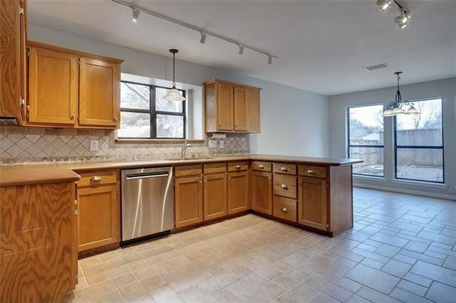 Photo - 1404 Cambridge Ln