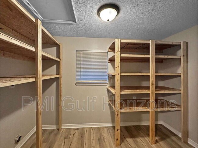 3356 La Leyenda Ct Unit C