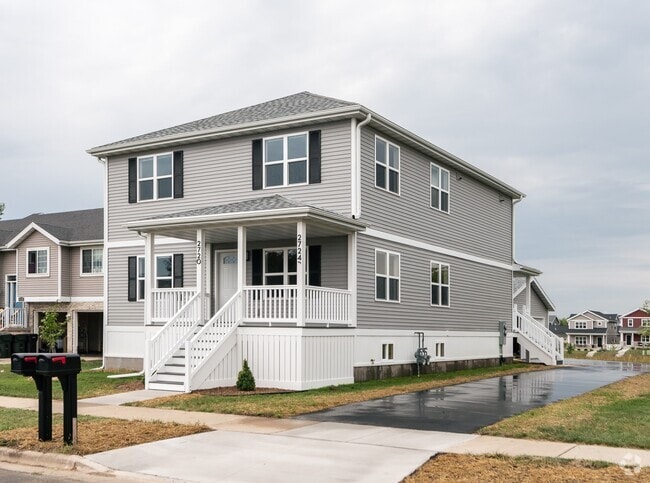 Building Photo - 2724 Hazelnut Trl Rental