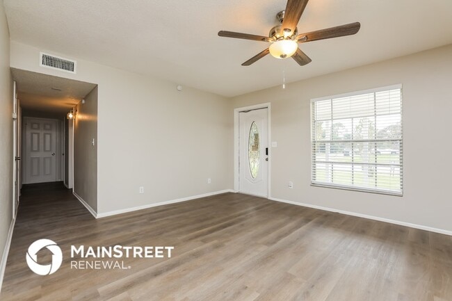 Photo - 6923 Yucatan Dr