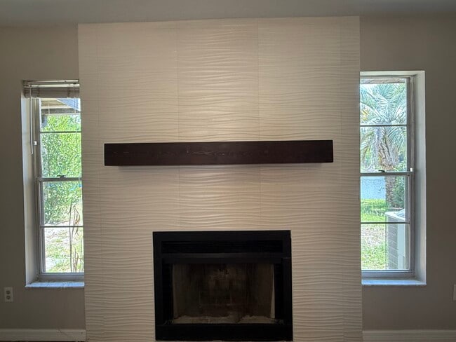 Photo - 160 Clear Lake Cir