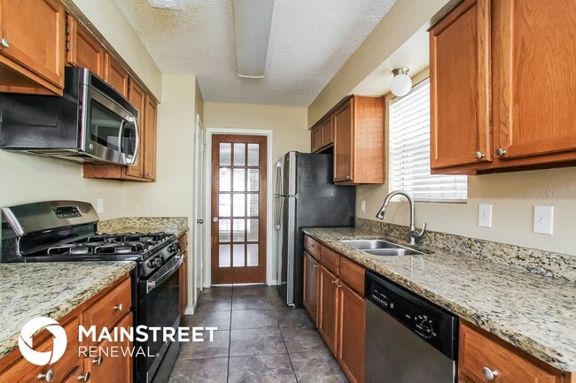 Photo - 18926 Sandia Pines Dr