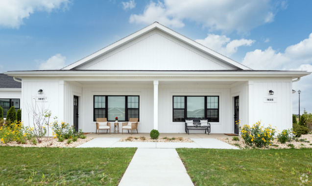 Building Photo - Heyday Oak Creek Rental