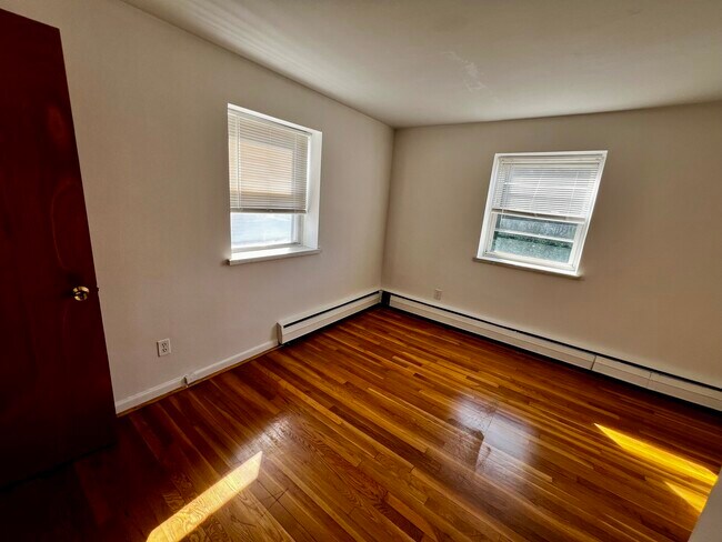 Photo - 671 River St Unit 1L