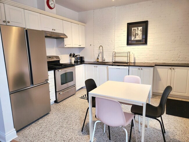 389 Lansdowne Ave Unit SI ID1531113P