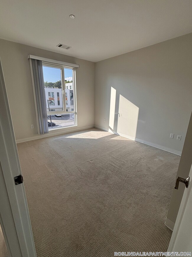289 Walk Hill St Unit 328
