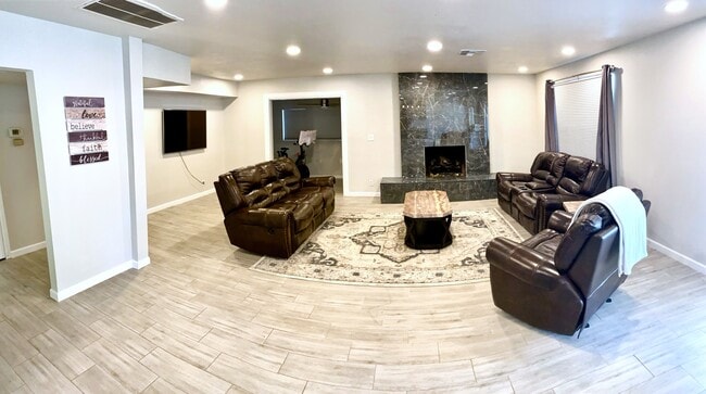 Photo - 6059 N 22nd Ave