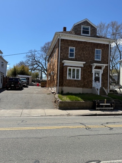Photo - 98 Maplewood Ave
