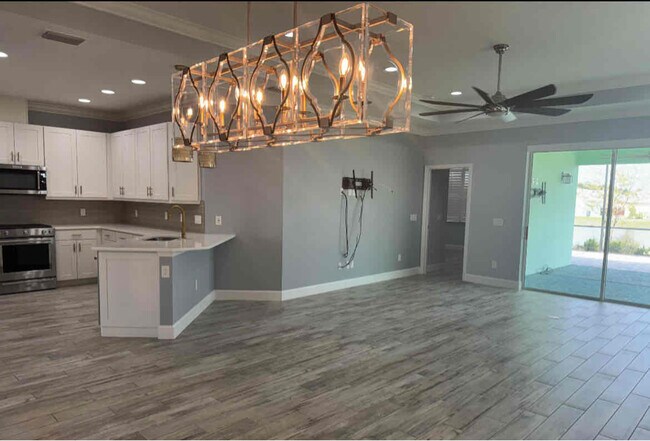 Photo - 432 Good Life Wy