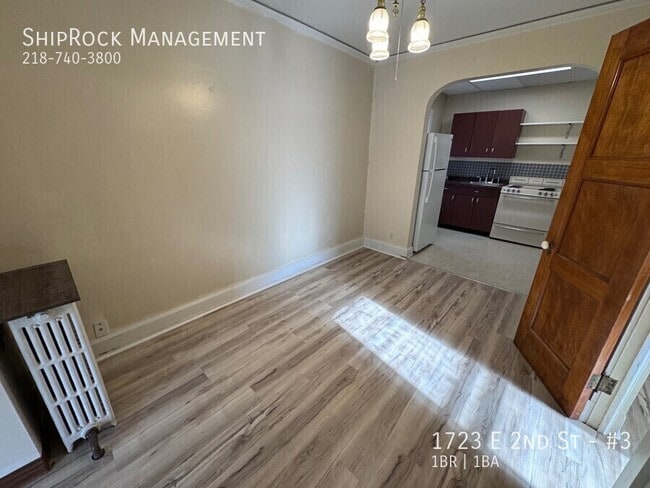 Photo - 1723 E 2nd St Unidad #3