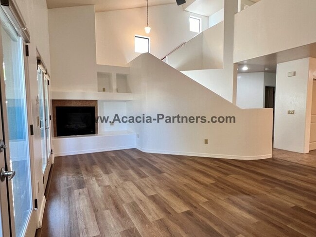 Photo - Three Bedroom Townhouse