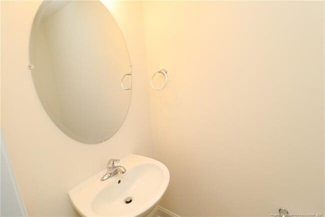 Photo - 917 Kensley Grv Ln