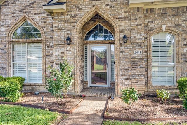 Photo - 2913 Bellerive Dr