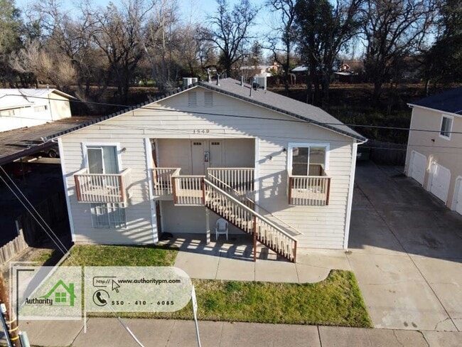 Building Photo - 1549 Bruce Dr Unit A