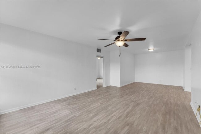 Building Photo - 12820 SW 43rd Dr Unit 233-B