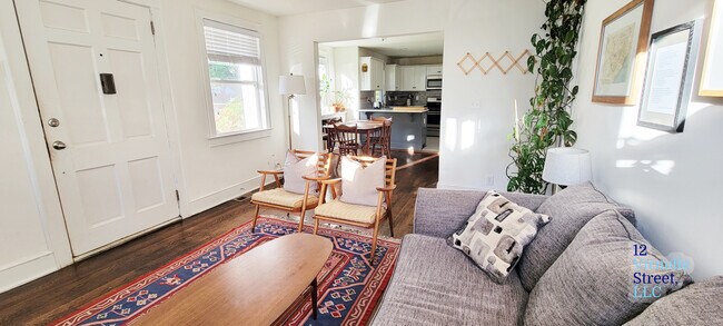 Photo - 12 Virnelle St