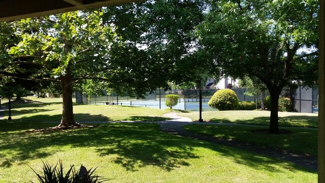 Photo - Highly Desirable Valley Club Circle Condo – Gated Napa Living