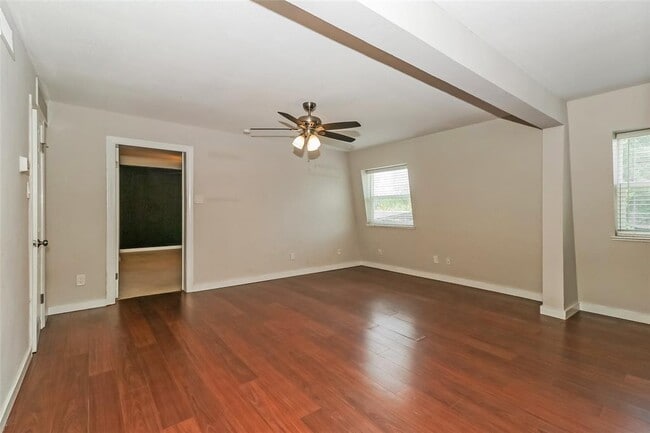 Photo - 7202 Twin Crest Dr