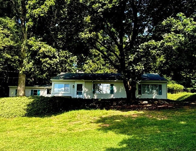 Building Photo - 614 Grantham Rd Rental