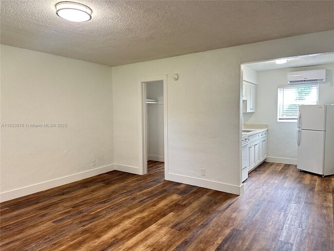 Photo - 1821 Thomas St Apartment Unit 2