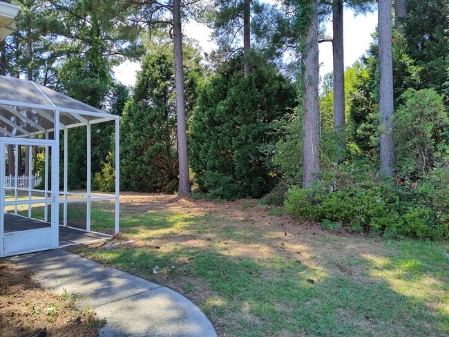 Photo - 529 Foxglove Ct