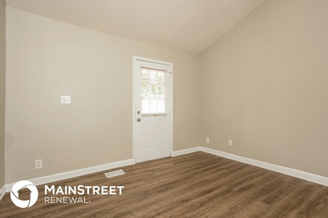 Photo - 1960 W Kimberly Rd SW