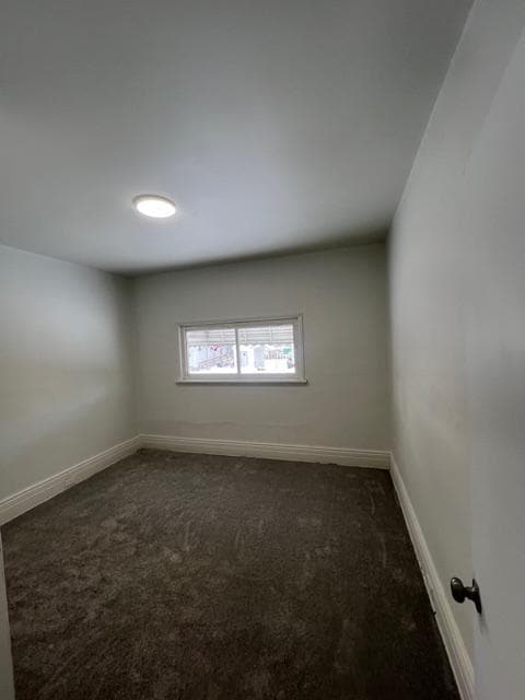 Photo - 447 E 27th St