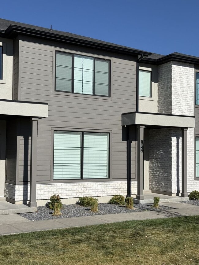 Photo - Beautiful Home in Spanish Fork