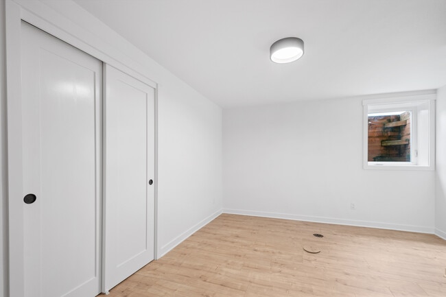 Photo - 14407 NE Fremont St