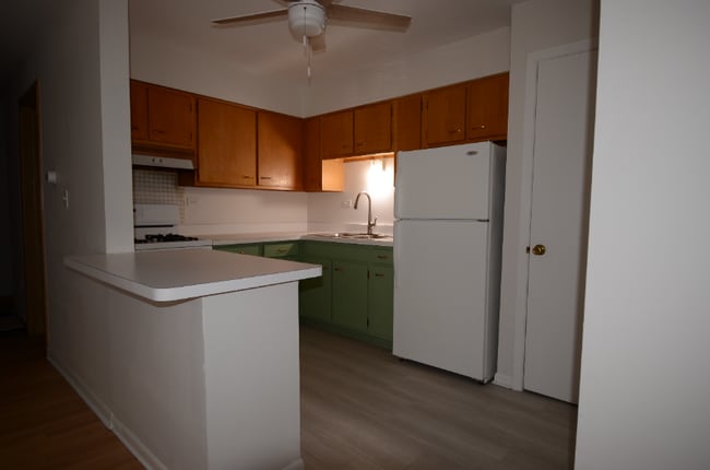 Photo - 1603 N Waukegan Rd Unit 1