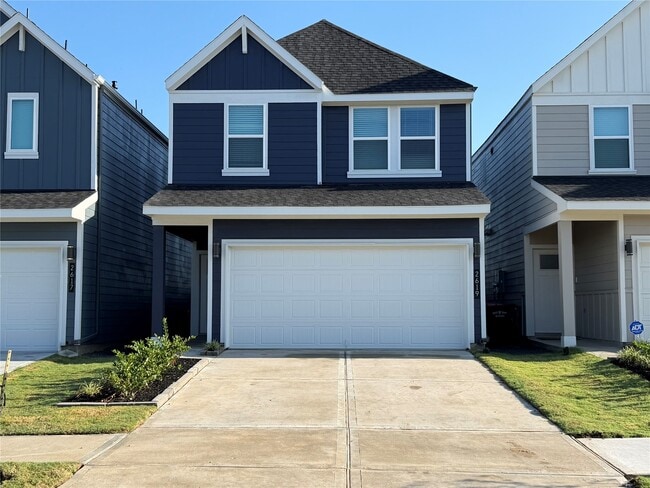 Photo - 2619 McHenry Lndg Ln