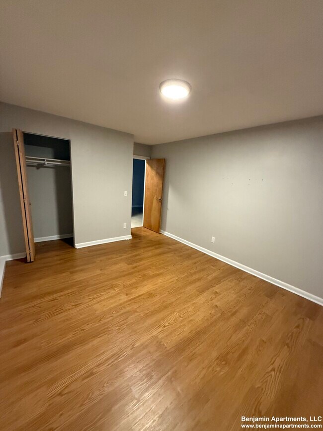 Photo - 209 Babcock St Unidad 1d