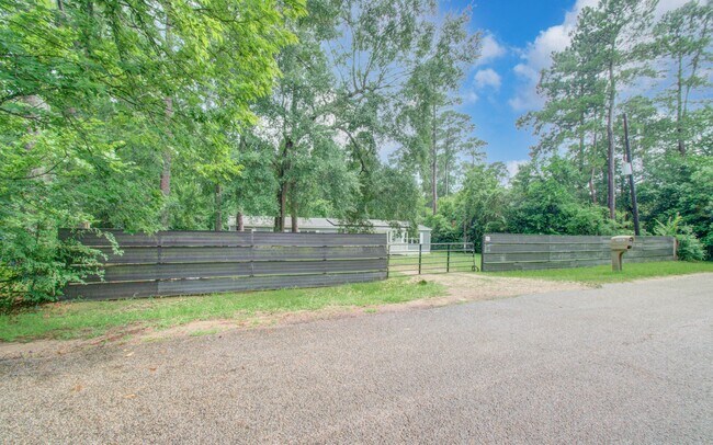 Photo - 16307 Antelope Ln