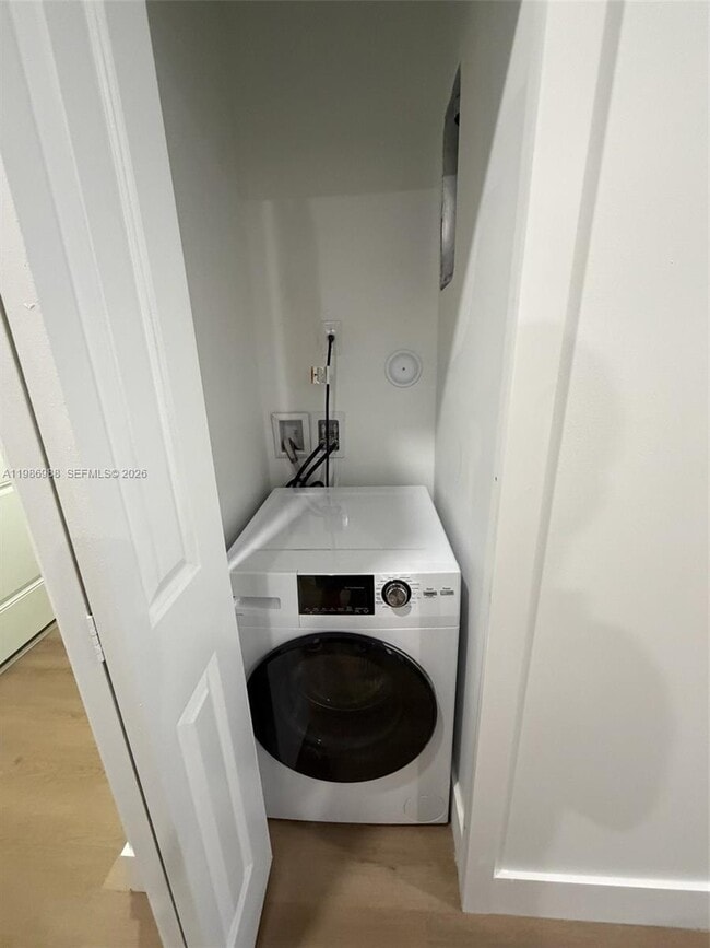 Photo - 1619 Jefferson Ave Unidad 9