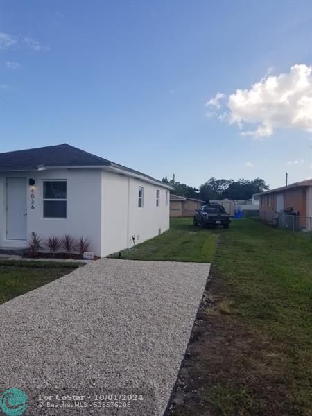 Photo - 4036 SW 24th St