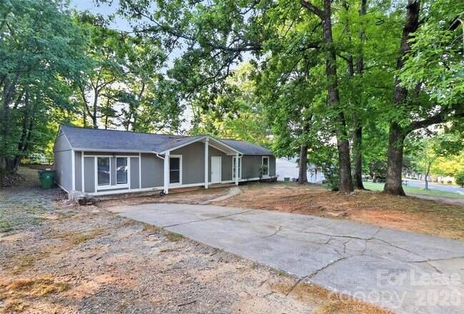 Photo - 6300 Dwightware Blvd