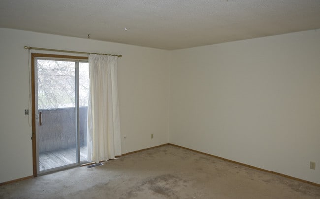 Photo - Calico Farms