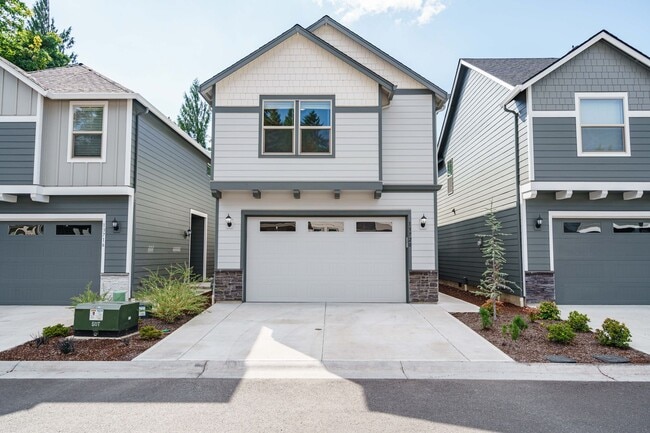 Building Photo - Desirable Salmon Creek Home Located in Lux...