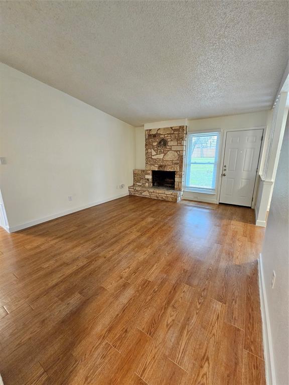 Photo - 8005 Creekmere Ln