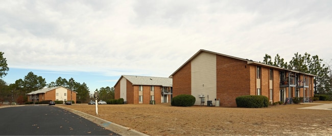 Photo - Modern Comfort & Convenience at Westfield Gardens Lexington  - 353F Unit 353 Commy Dr APT F