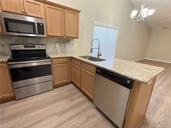 Photo - 5334 Holland Park Ave