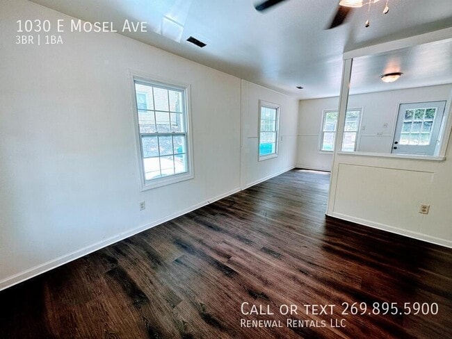 Photo - 1030 E Mosel Ave