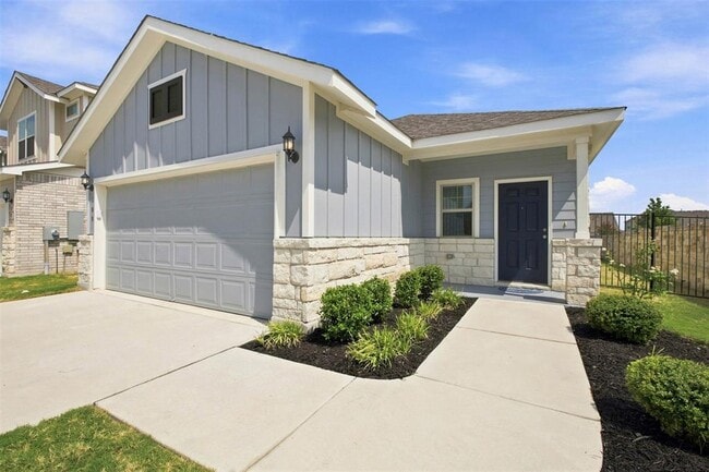 Building Photo - 100 Bennington Dr