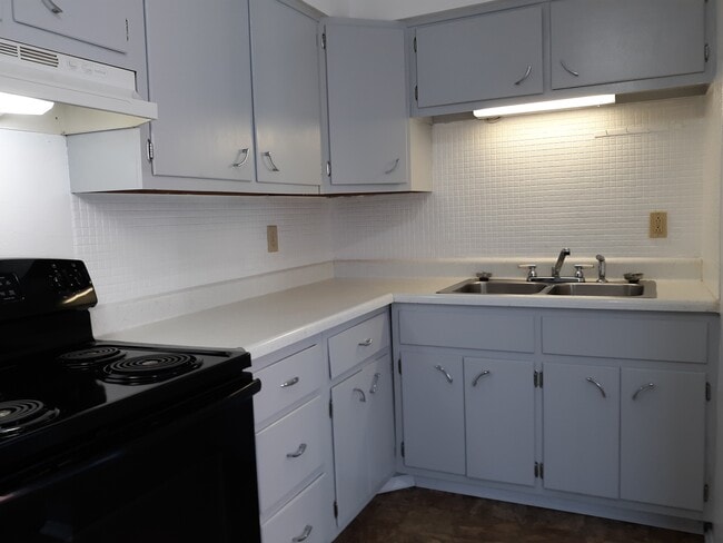 Photo - 303 S Vine St Unit 1