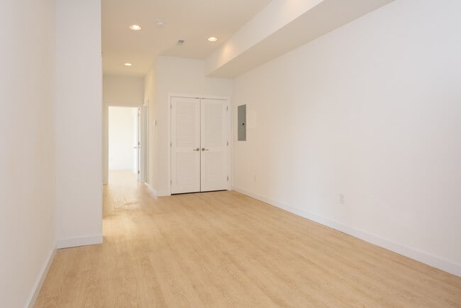 Photo - 1507 W Oxford St Unit B