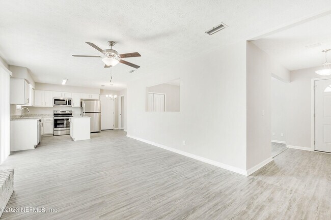 Photo - 6048 Judy Dr