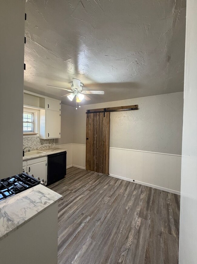 Photo - Charming 3-bedroom, 1-bath