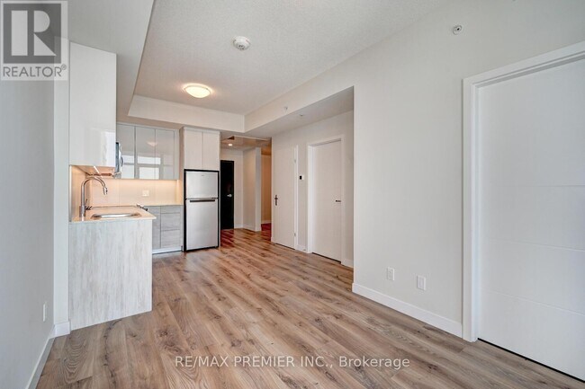 Photo - 60 Frederick St Unit 813